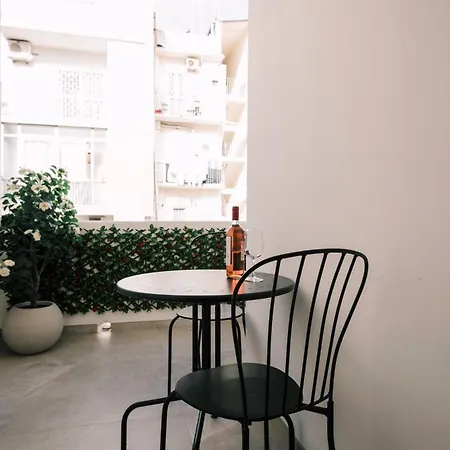 Apulian Tree - Luxury With Balcony - باري