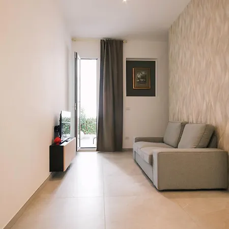 شقة Apulian Tree - Luxury With Balcony -