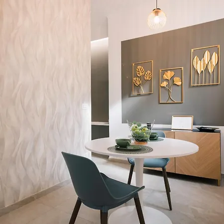 Apartment Apulian Tree - Elegant With Balcony - *